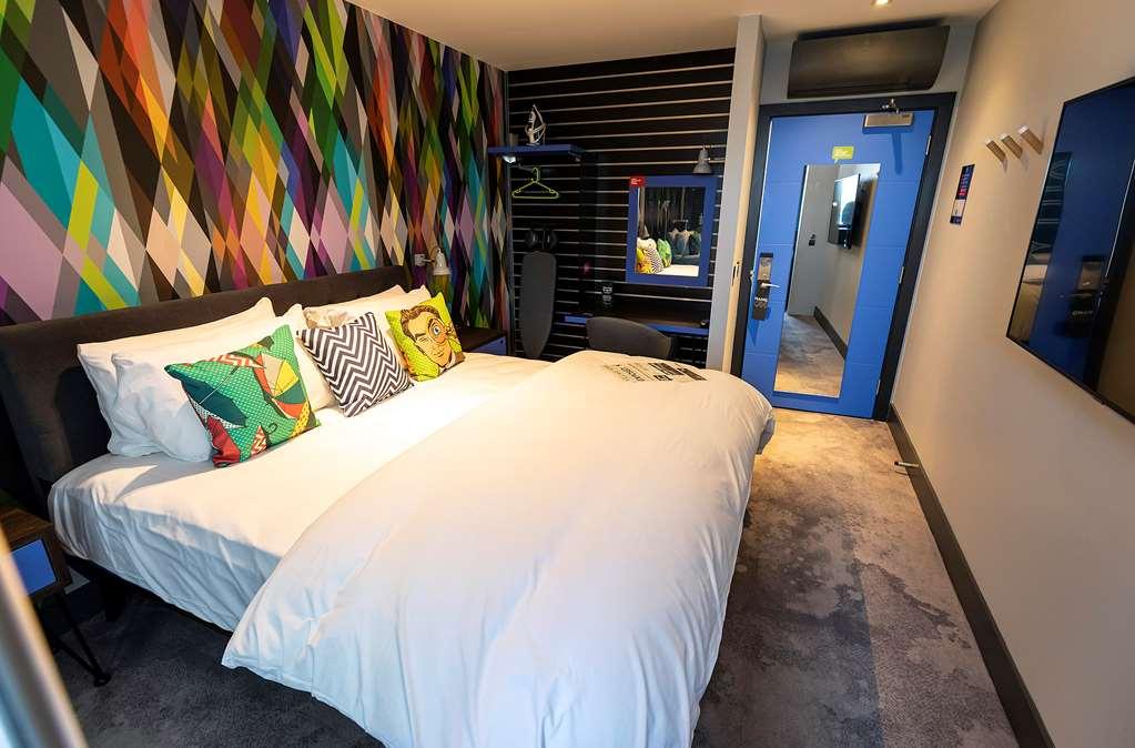 Village Hotel Southampton Eastleigh Rom bilde